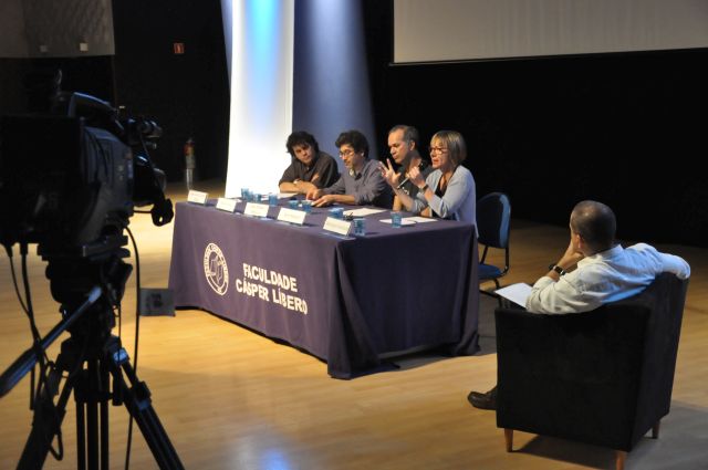 O jornalismo cultural foi o tema debatido em uma das palestras da 22ª Semana do Jornalismo da Faculdade Cásper Líbero. Foto: Giulia Granchi